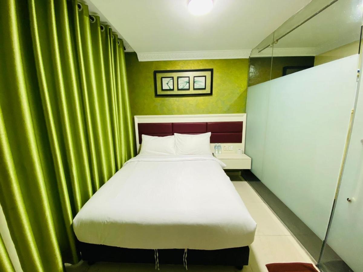 Surya Boutique Hotel Klang Bagian luar foto
