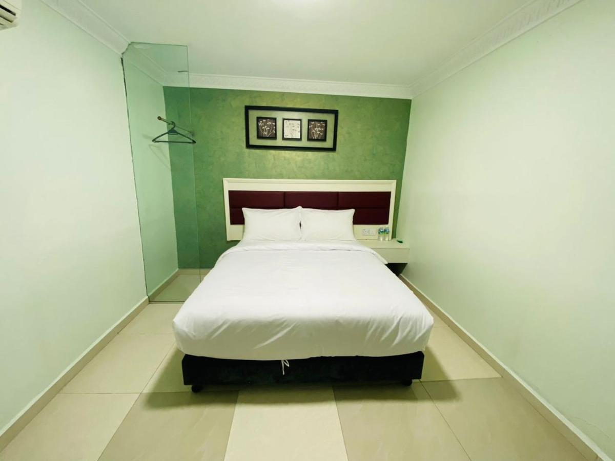 Surya Boutique Hotel Klang Bagian luar foto