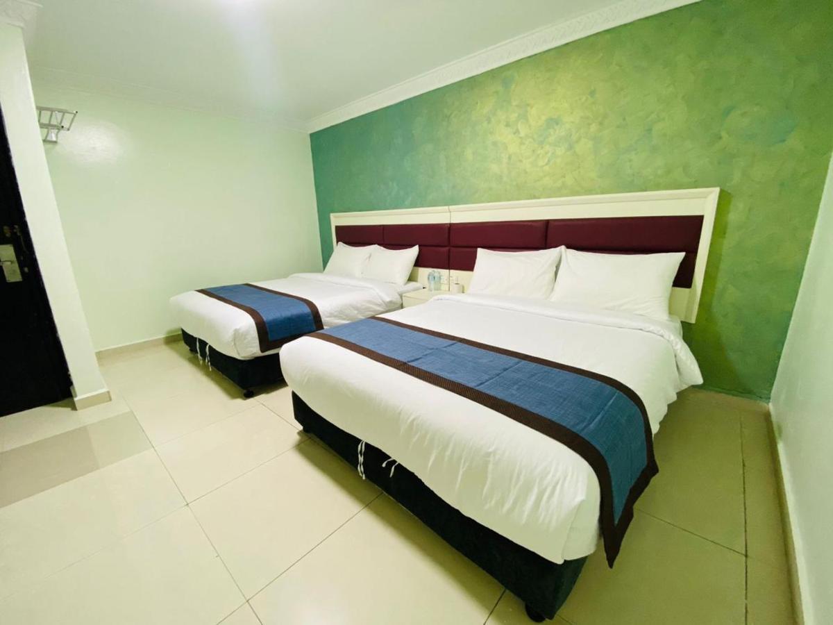 Surya Boutique Hotel Klang Bagian luar foto