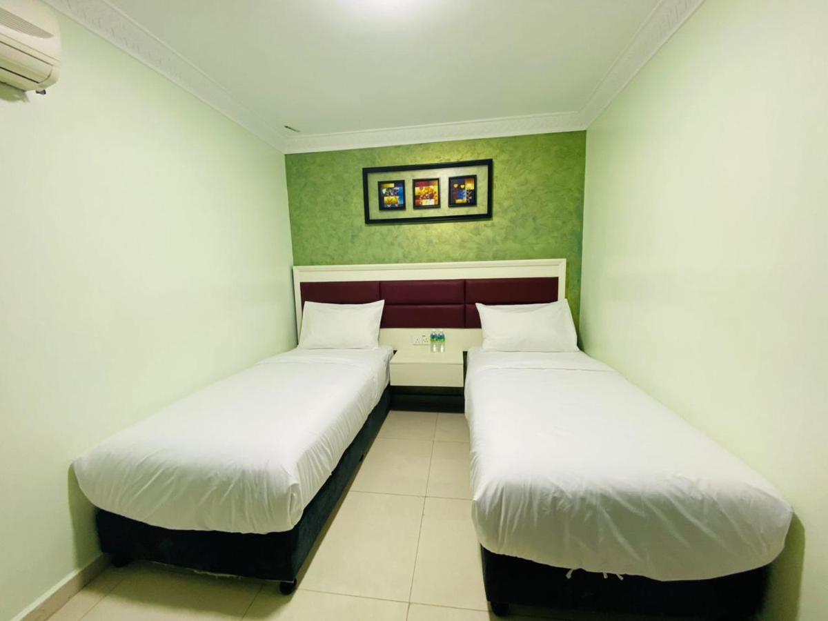 Surya Boutique Hotel Klang Bagian luar foto