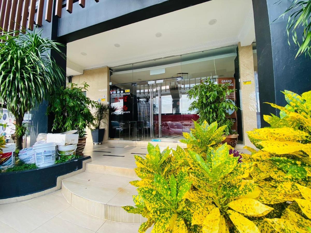 Surya Boutique Hotel Klang Bagian luar foto